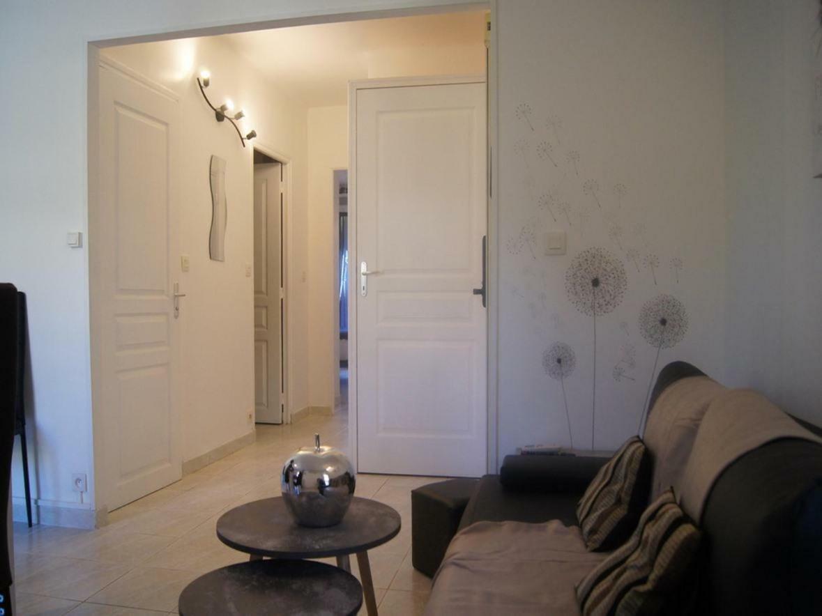 Apartamento Les Mimosas Rocabruna Habitación foto